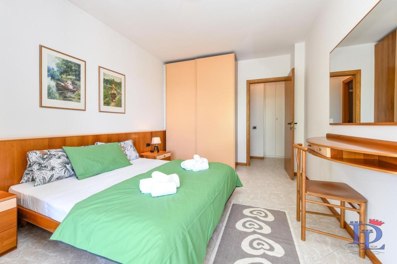 Desenzanoloft Official Partner Marriott Homes & Villas - A Casa Di Attila Desenzano del Garda Exterior photo